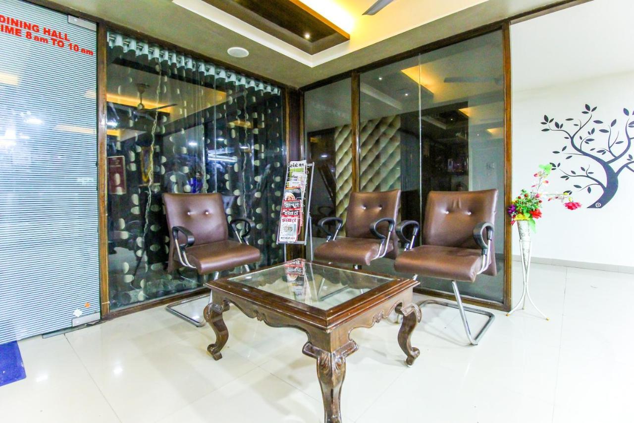 Hotel Seven Ahmedabad Eksteriør billede
